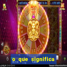 o que significa quando um passarinho morre dentro